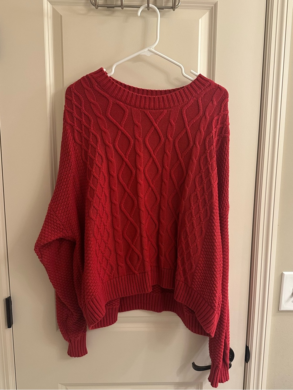 Hollister Easy Cable-Knit Crew Sweater | Like New | Size XL